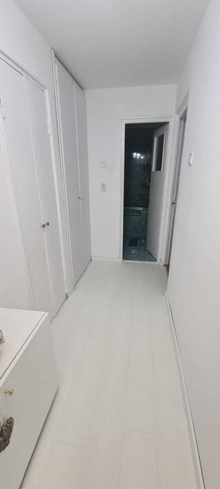 Vand apartament cu 2 camere