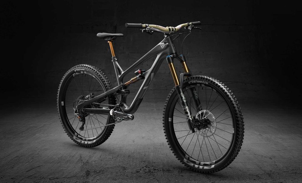 YT Jeffsy 27.5 CF Pro Race