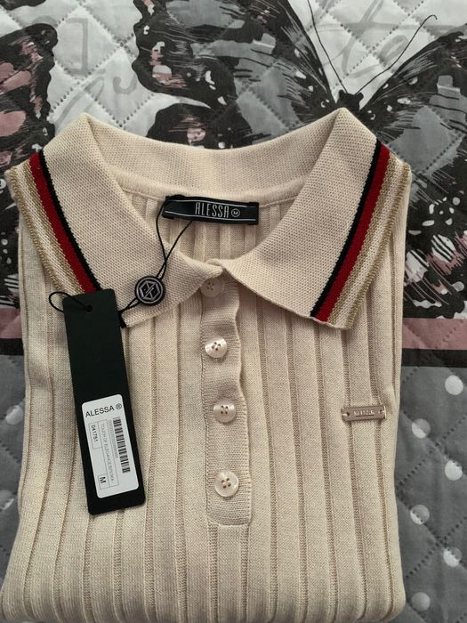 Alessa красива блузка