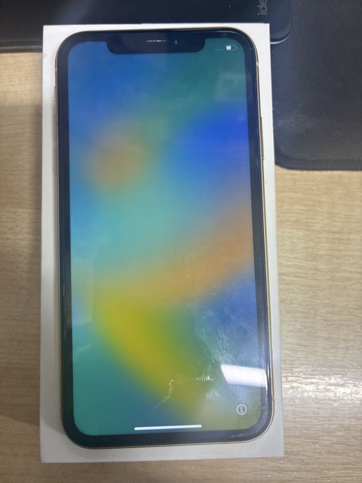 Продам айфон XR в идиале