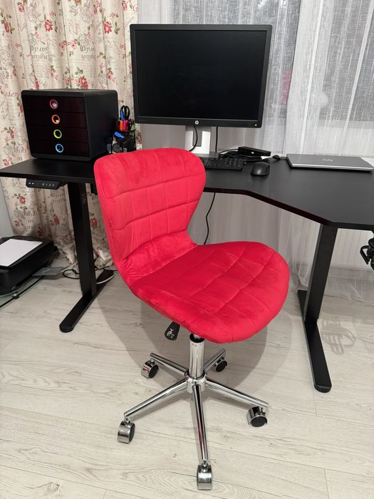 Scaun birou pivotant, 360 °, rosu, catifea, cu roti