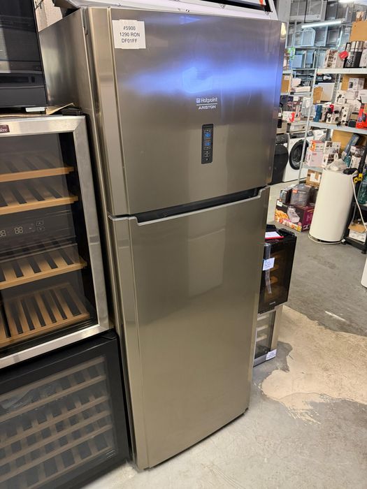 Combina frigorifică Hotpoint‑Ariston DF01FF