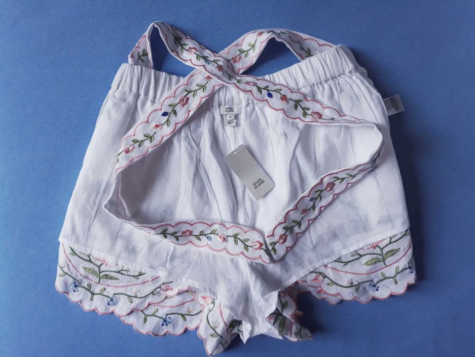 Нови! С хартиен етикет!панталони River Island