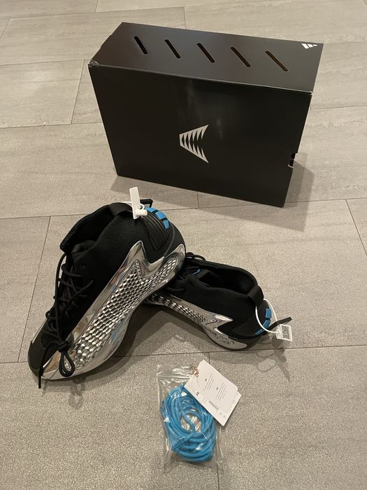 Баскетболни кецове Adidas AE 1 Metallic Silver-44 номер, омалени