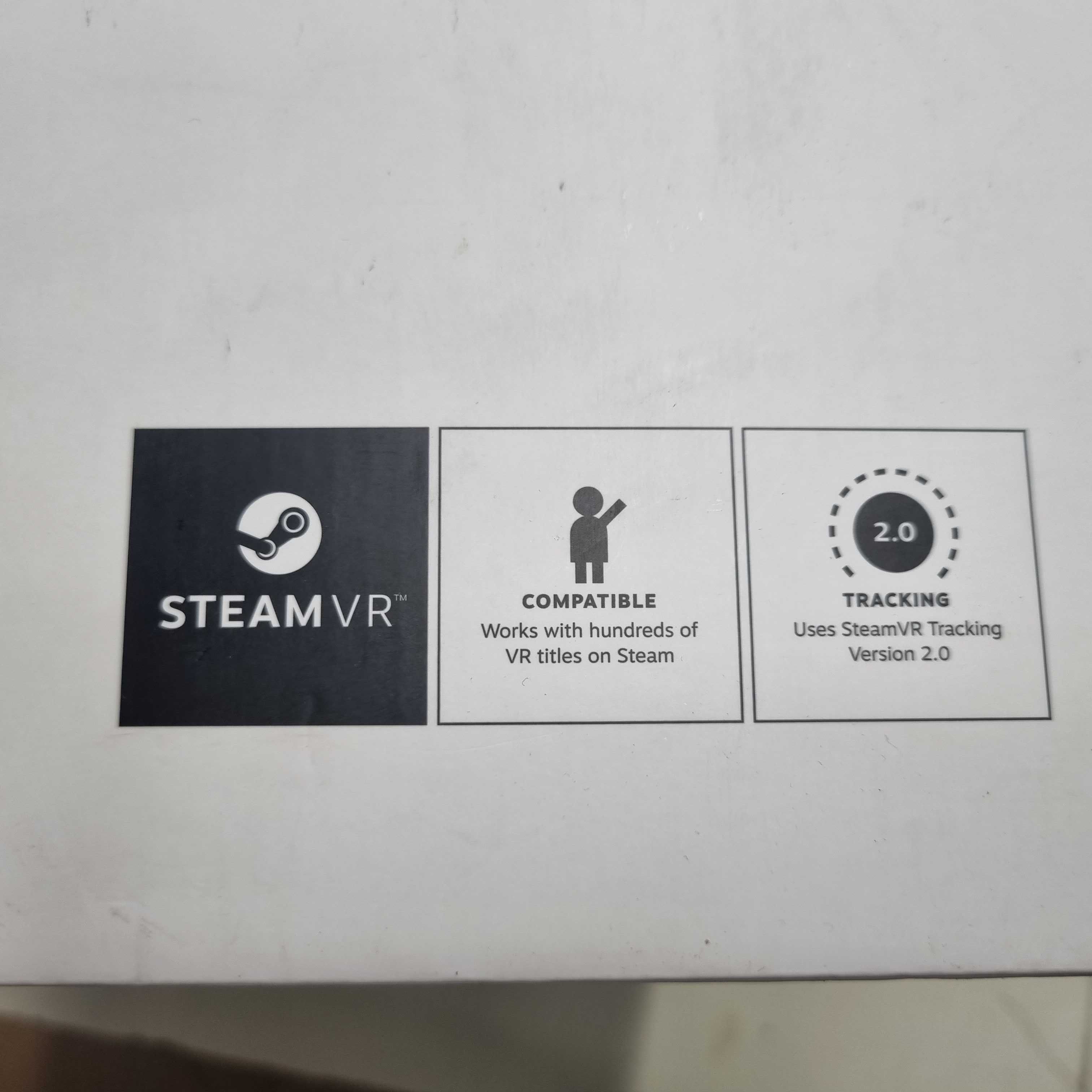 HTC Vive Pro Пълен VR комплект за виртуална реалност