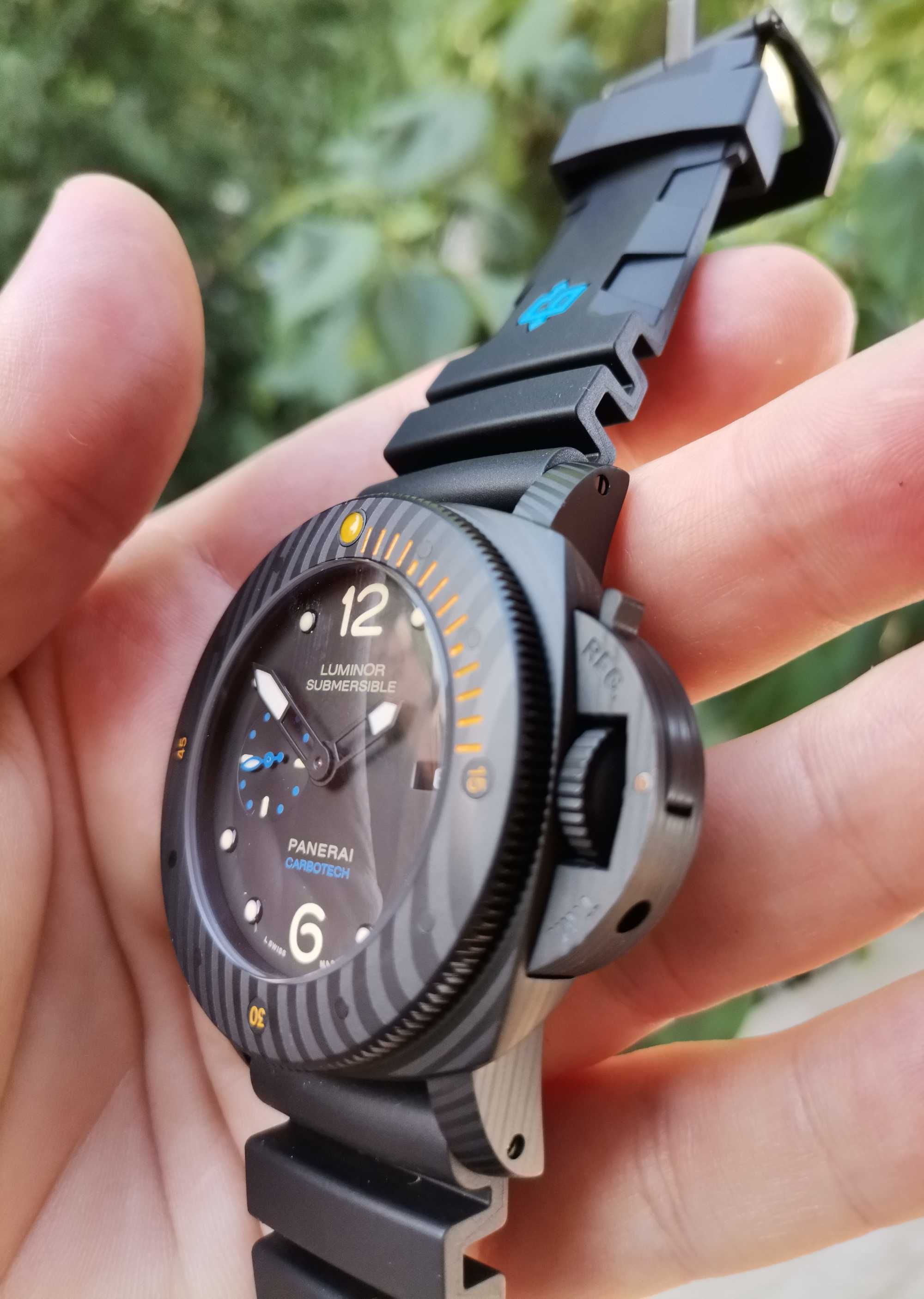 Panerai Luminor Submersible Carbotech Automatic 47 mm