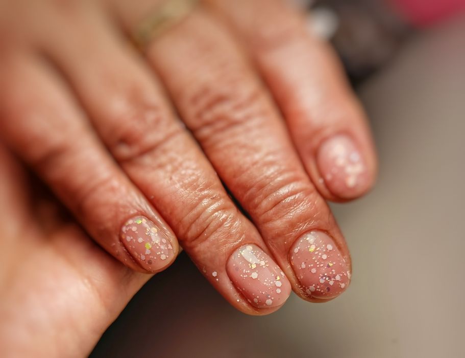 Unghii Gel Manichiura