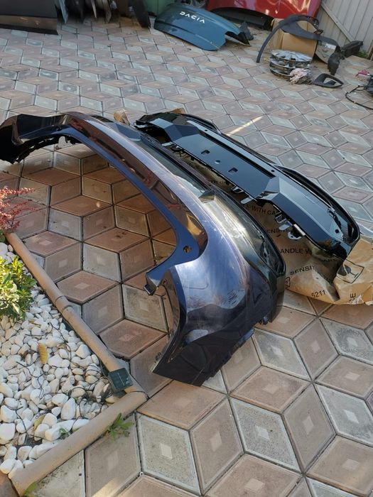 Bara spoiler spate Renault megane e tech 5 2023 2024