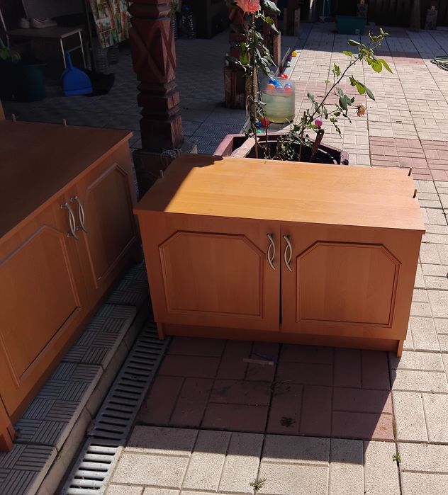Vând mobilier de dormitor