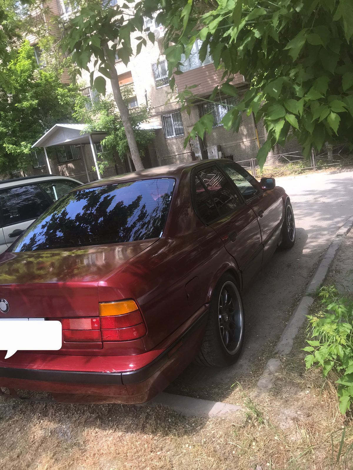 Продам BMW   525