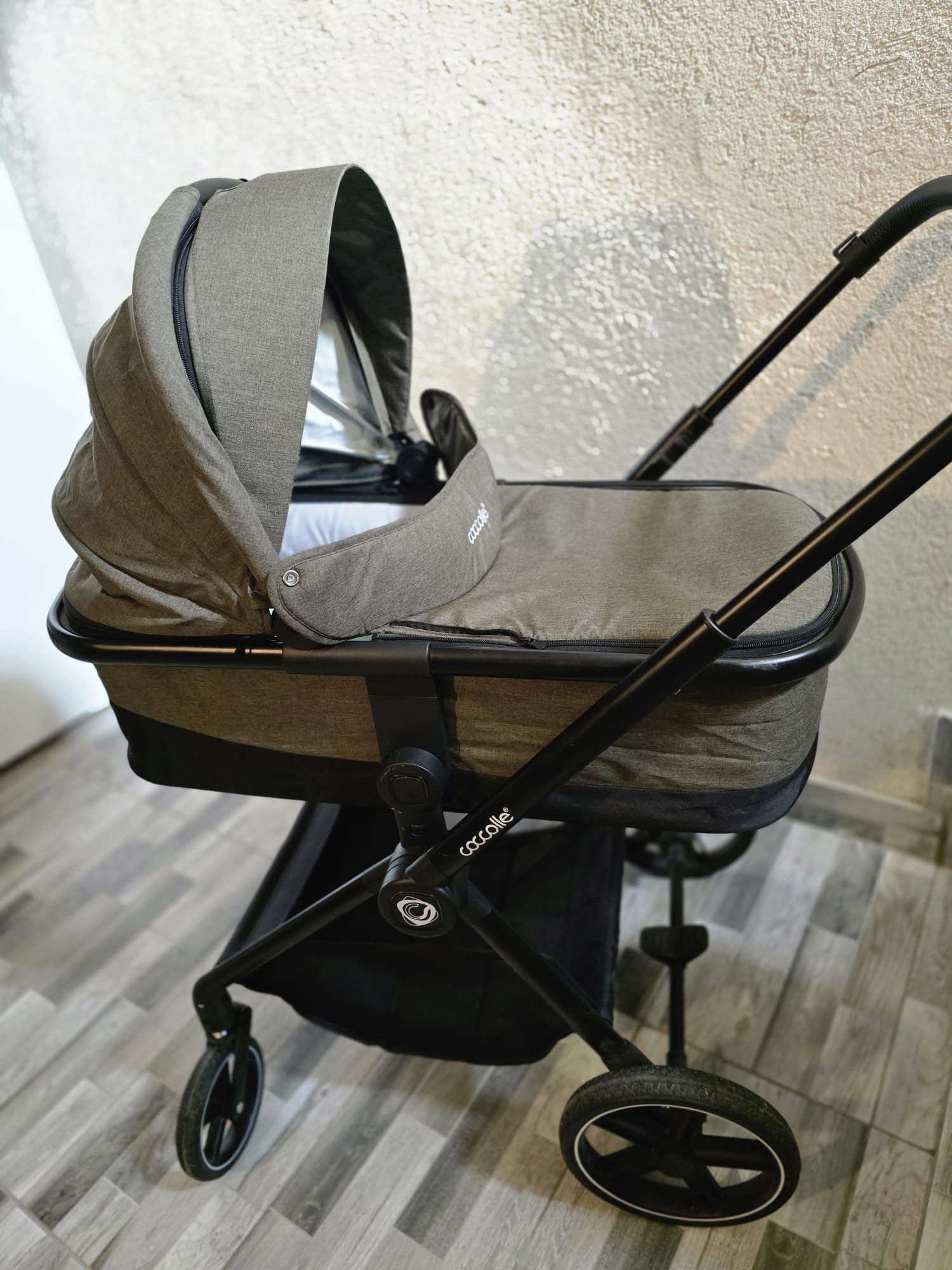 Carucior 3 in 1 Coccolle Lissia cu trei piese distincte