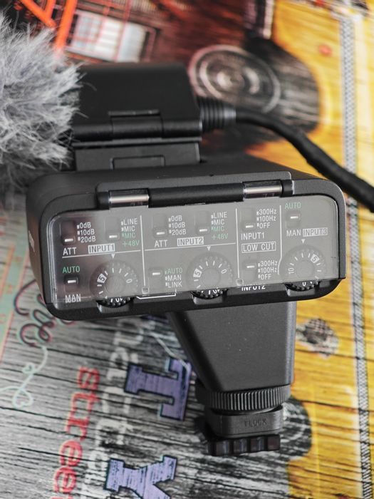 Microfon Sony XLR-K3M cu adaptor 
Sony 
Sony XLR-K3M Microfo
Sony XLR-
