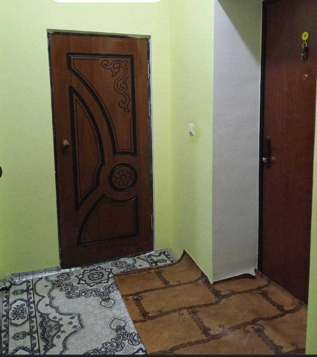 1 хоналик квартира 5 этаж кирпичный дом, 5 микр, жомий, 13-мактаб