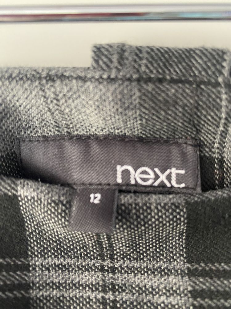 Дамски костюм next