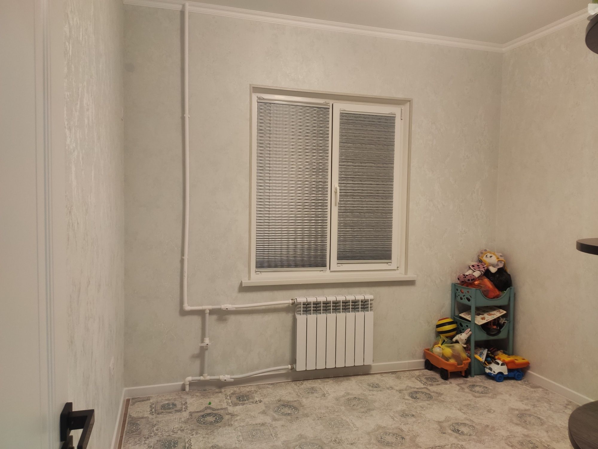 Продается квартира 4/6/9 Сергели-5 2х6 балкон