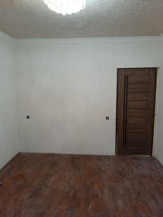 Участок. Дом 2 комнат. 1 этаж. 50 м2. Ор-р. Назарбек.