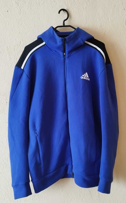 100% Оригинално зимно ватирано мъжко спортно горнище с качулка ADIDAS!