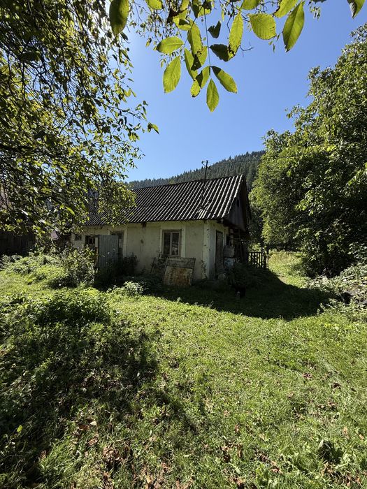De vânzare casă + anexe + 7458mp teren intravilan Tulghes, Harghita