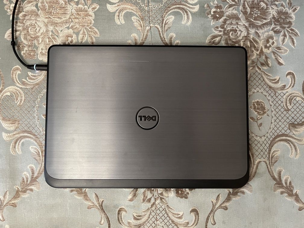 Dell e3340. Core i3, 8гб озу, windows 10