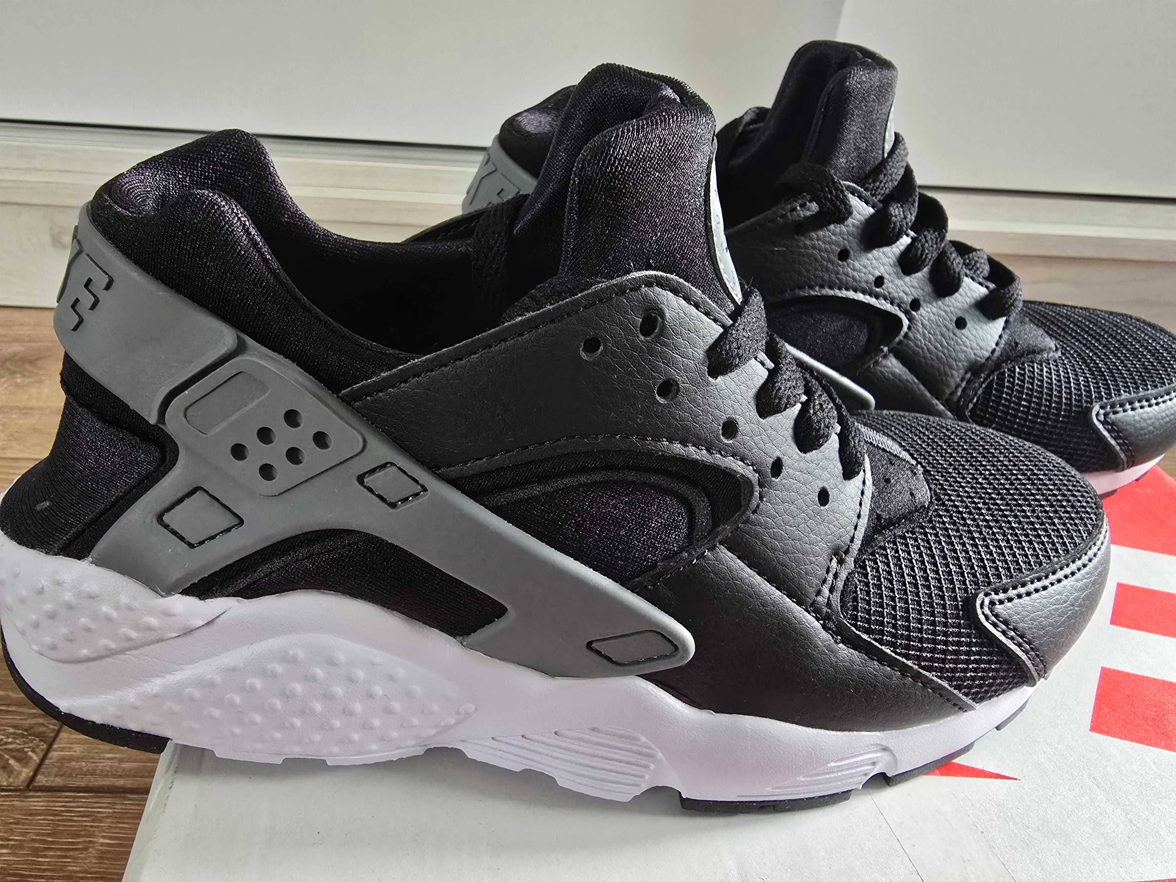 Nike Air Huarache