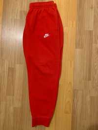 Pantaloni Nike Rosii