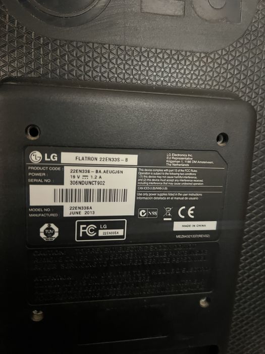 LG 80CM MONITOR•Amanet Lazar Crangasi•49915