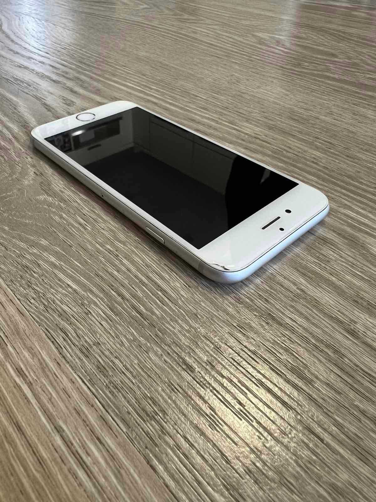 iPhone 6s Silver 64GB