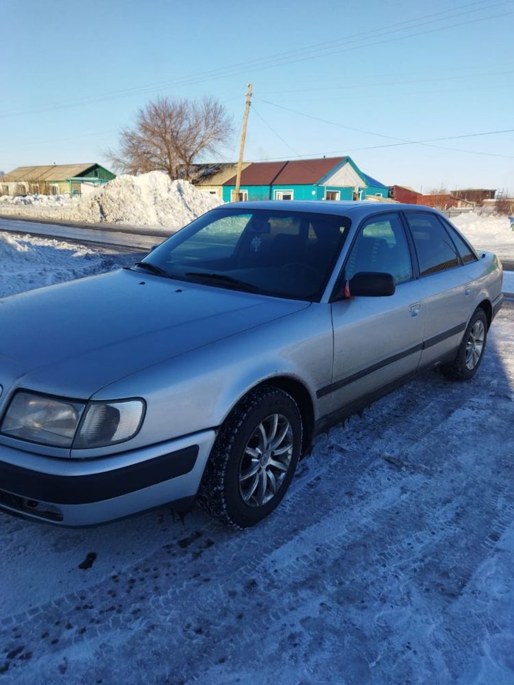 Продам AUDI 100 C4