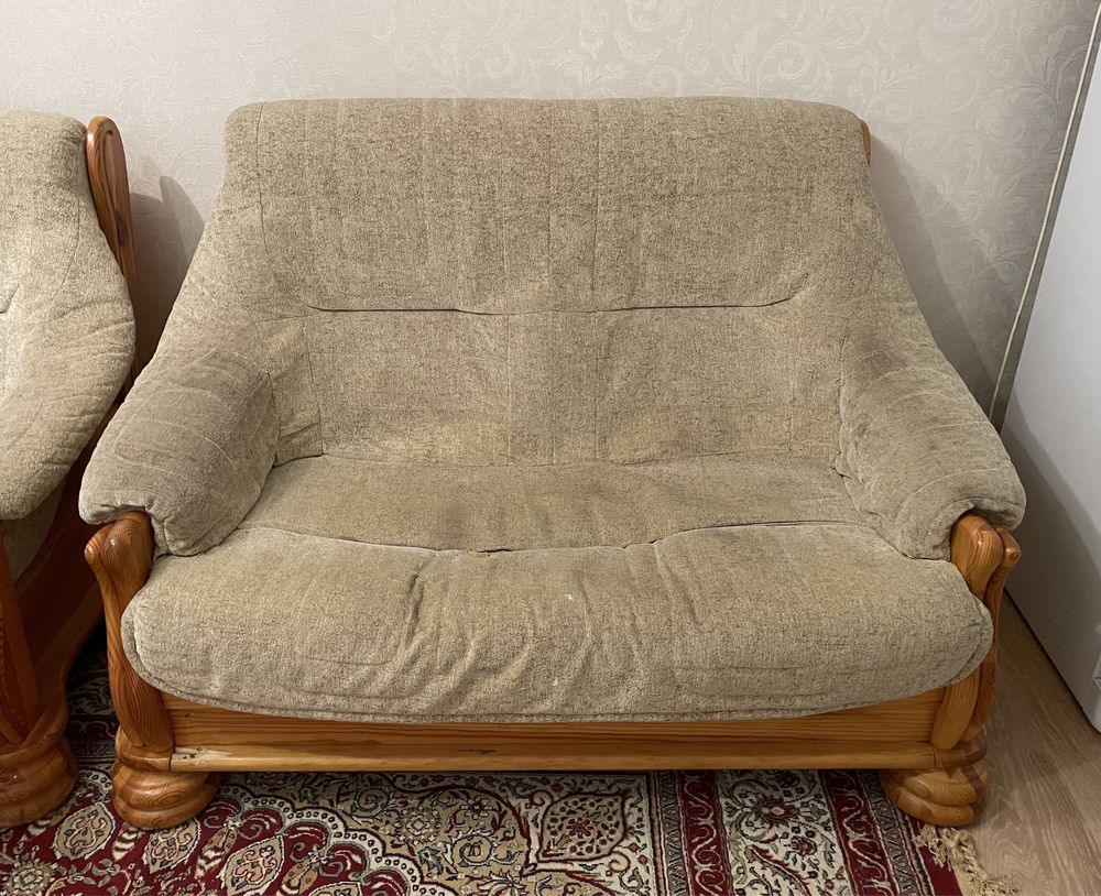 Диван раскладной, диван средний и кресло