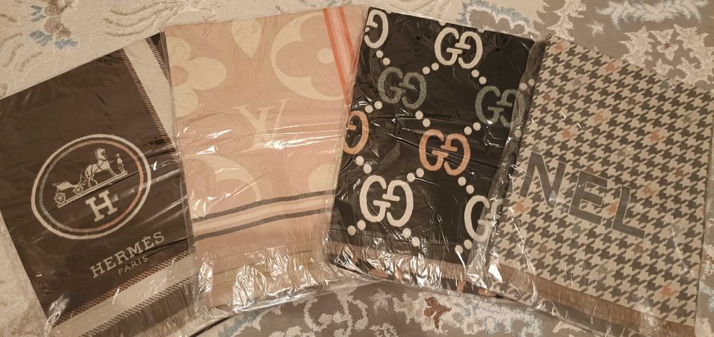 Әйелдерге арналған сәнді шарф.