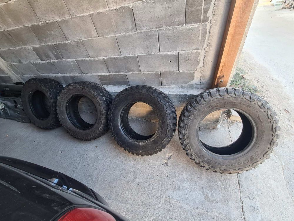 Bf goodrich 235/70/16