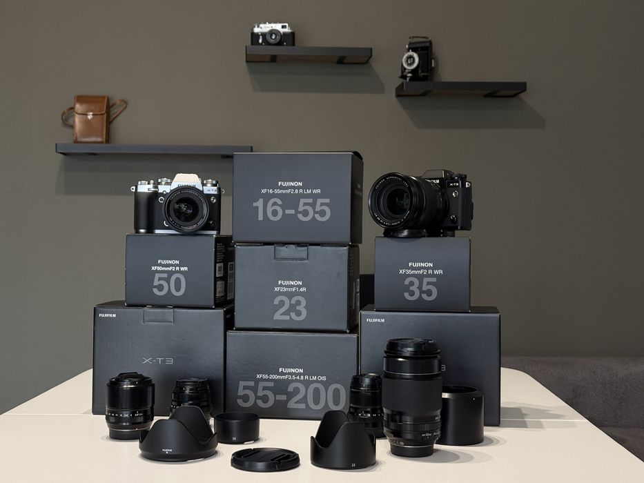 Комплект фотоапарати и обективи Fujifilm