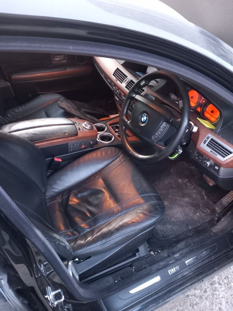 Dezmembrez / Dezmembrari bmw seria 7 730d e65