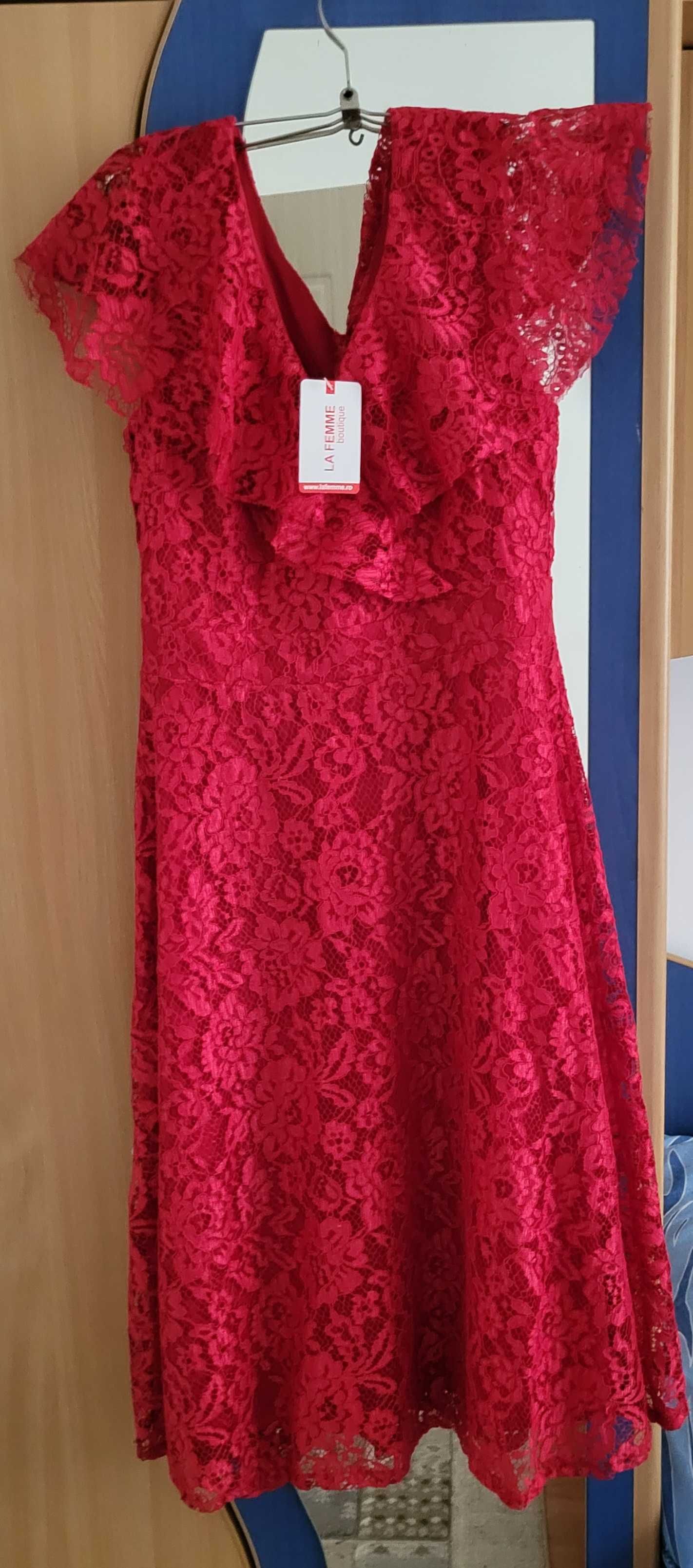 Rochie dantela, marimea 40, noua