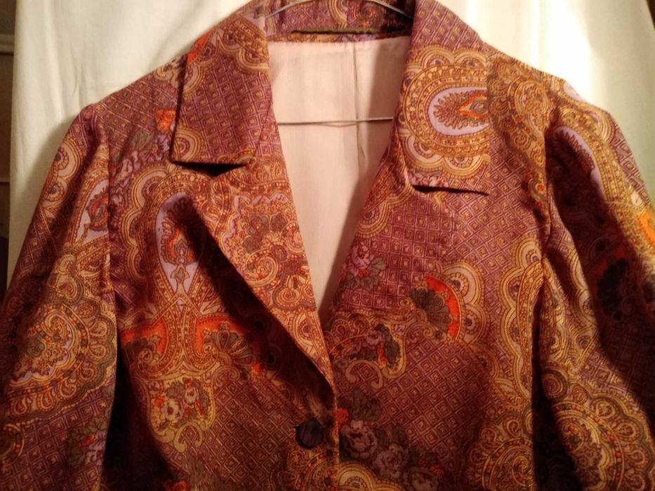 Costum retro blezer si fusta