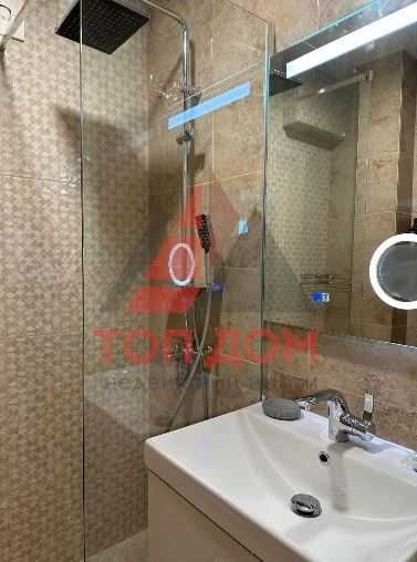 Дава се под наем Тристаен апартамент в Варна, Чайка - 110 кв.м за 1000 € - Снимка #11