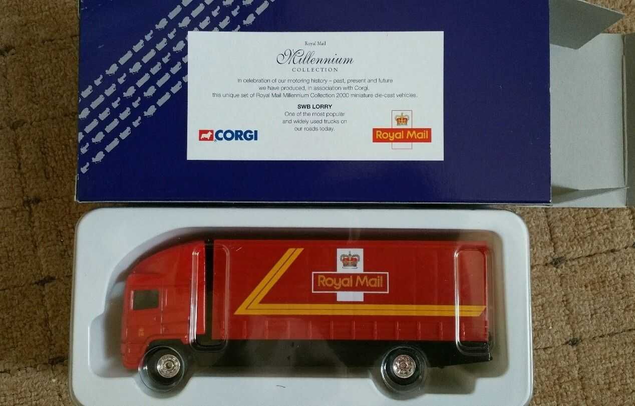 Cadou Craciun, machete rosii Corgi: drona posta, Mercedes 207D, camion