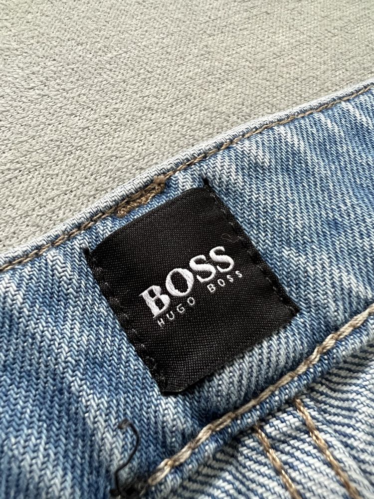 Мъжки Дънки BOSS HUGO 32 Regular Fit Jeans
