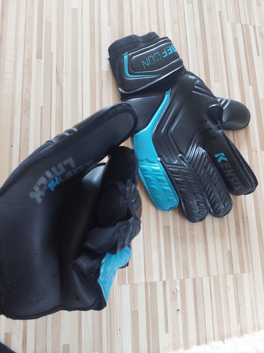Manusi de portar Kensis 10 din latex moale