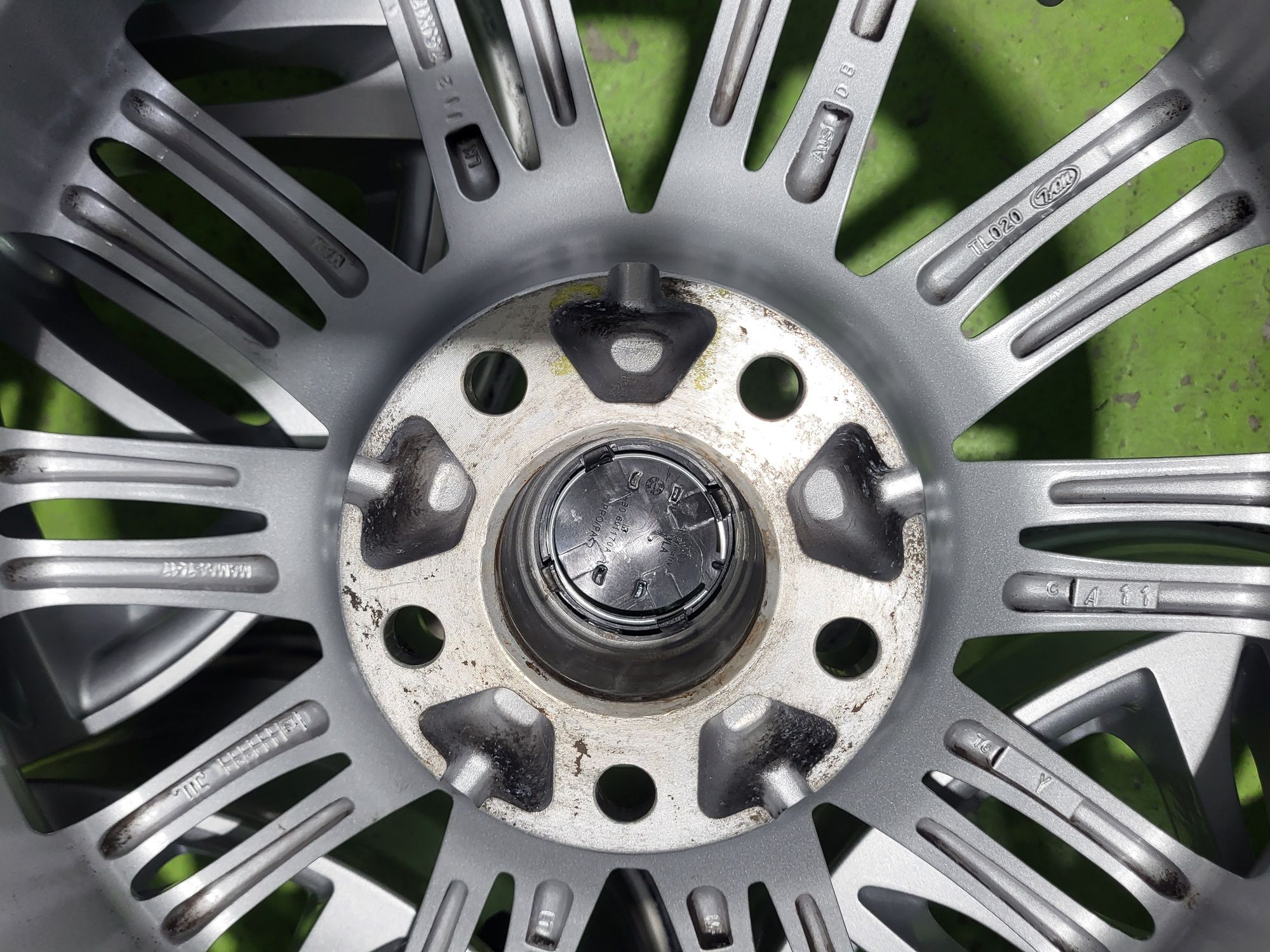 17 5x112 Audi A3 A4 A6 Vw Passat Touran Caddy Skoda 5х112