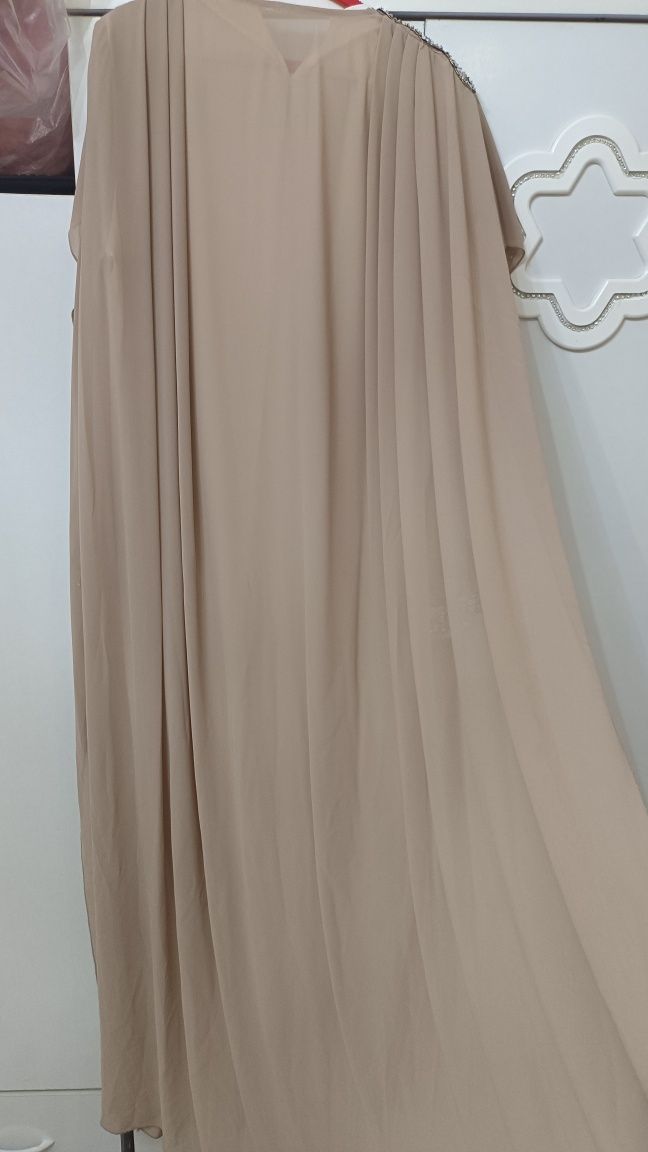 Abaya libosi razmer 52