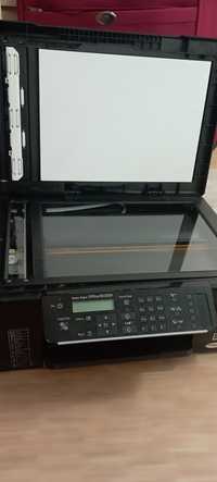Цветной принтер/ксерокс/факс Epson без барабана.
