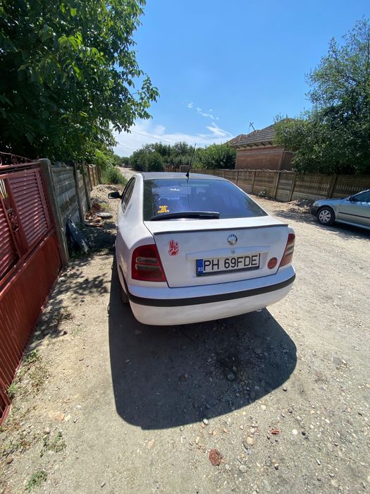 Vand sau Schimb Skoda octavia1