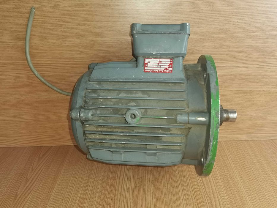 Motor electric 220/380
