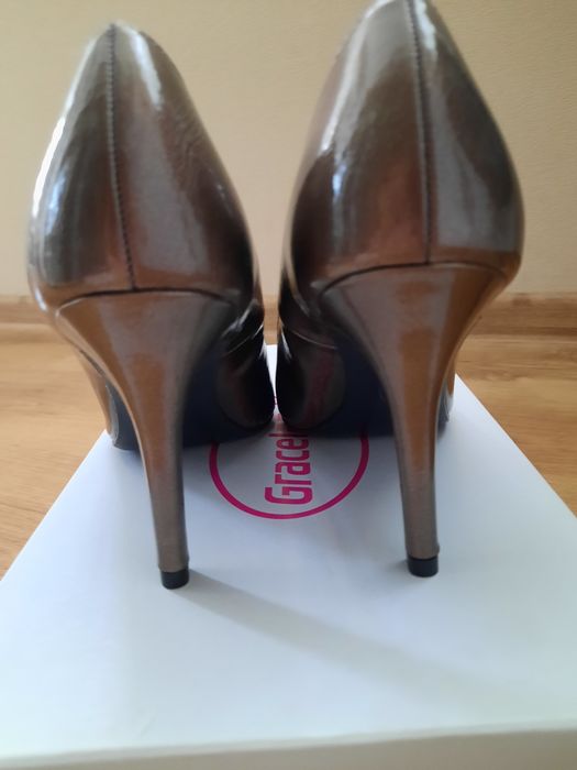 Елегантни обувки