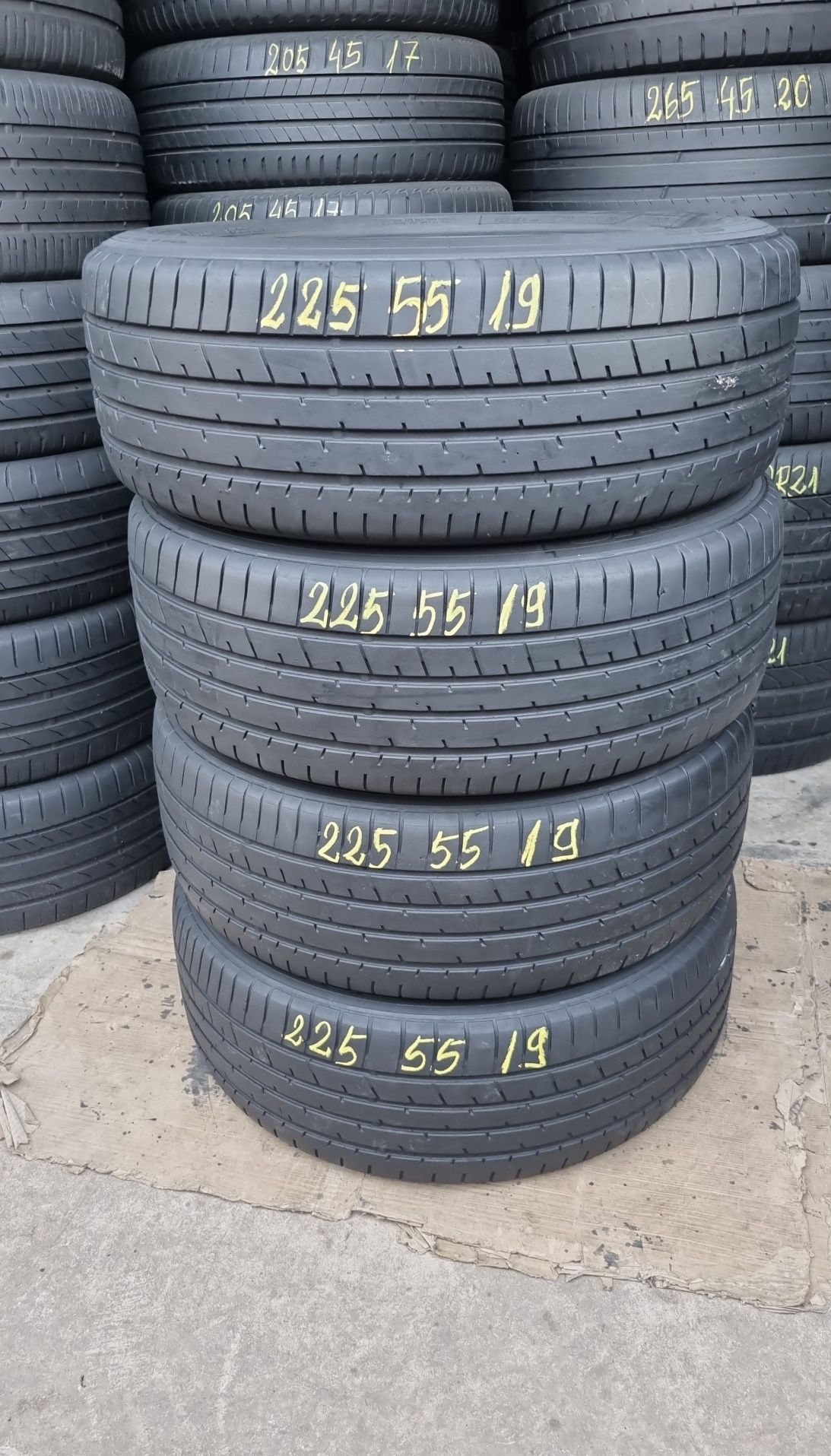 4 Anvelope Vară Toyo 225 55 R19  DOT4520.