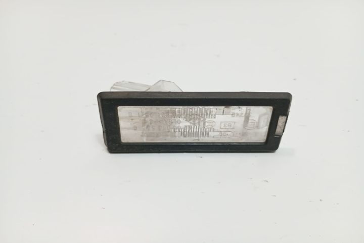Lampa numar inmatriculare 8200013577G Dacia Duster prima generatie (f