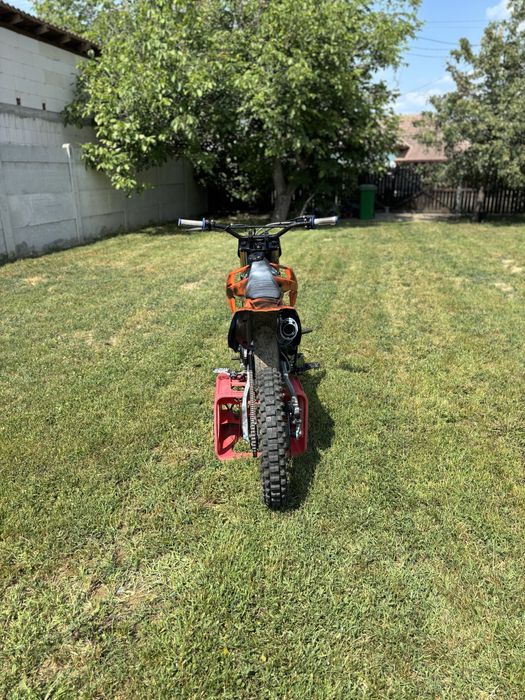 Se vinde cross ultra 125cc 4t