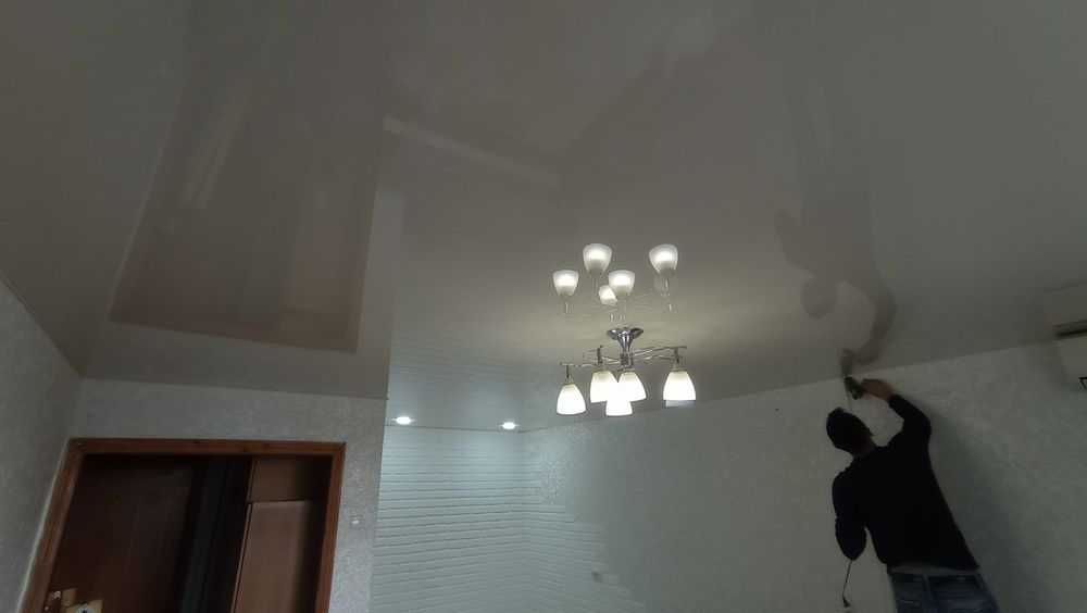 Натежной потолок Матовый Глянцевый Натижной потолок Натяжной потолок