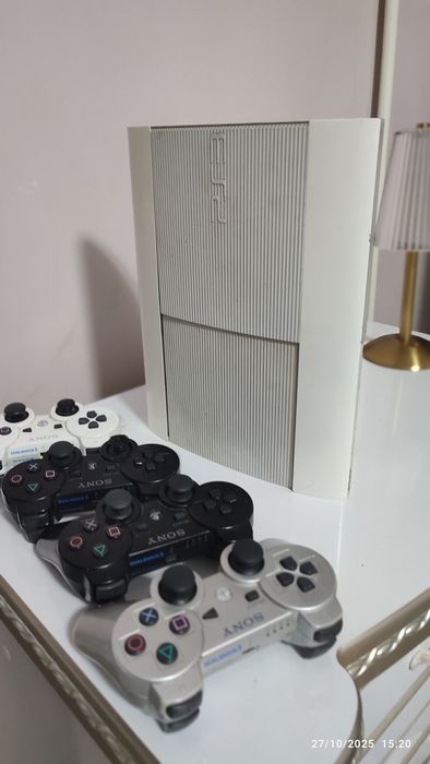 PS3 super slim 4ta orginal pult